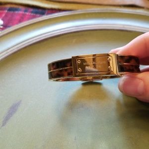Michael Kors Goldtone Tortoise Bracelet EUC
